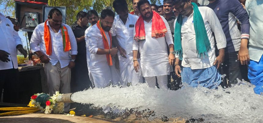 ಸಚಿವ ಬಿ.ನಾಗೇಂದ್ರ ಅವರಿಂದ ಹರಗಿನಡೋಣಿ ಕುಡಿಯುವ ನೀರಿನ ಯೋಜನೆಗೆ ಚಾಲನೆ