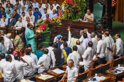 ಕೇಂದ್ರದ ವಿರುದ್ಧ ಸಿಎಂ ಸಿದ್ದರಾಮಯ್ಯ ಟೀಕೆಗೆ ಪ್ರತಿಪಕ್ಷ ಬಿಜೆಪಿ ಕಿಡಿ: ಬಜೆಟ್ ಮಂಡನೆ ವೇಳೆ ಕೋಲಾಹಲ, ಸಭಾತ್ಯಾಗ