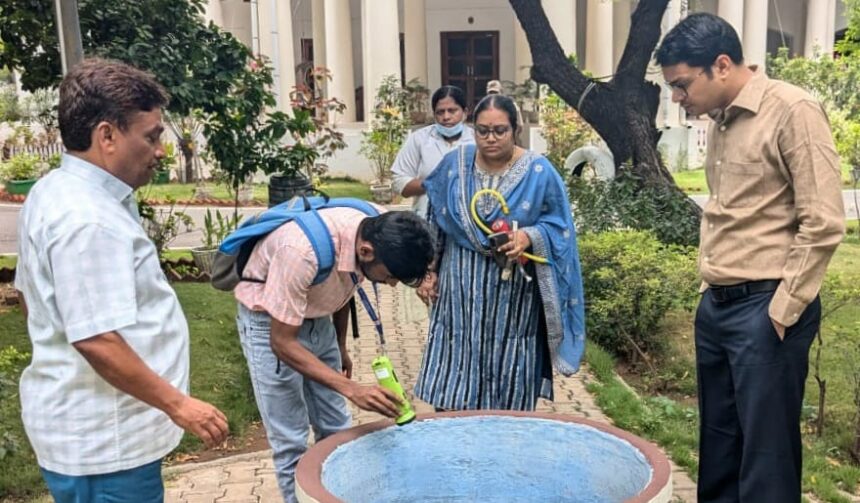 ಡೆಂಗ್ಯೂ ನಿಯಂತ್ರಣಕ್ಕೆ ನೀರು ತುಂಬುವ ಪರಿಕರಗಳಲ್ಲಿ ಶುಚಿತ್ವ ಕಾಪಾಡಿ: ಡಿಸಿ ಪ್ರಶಾಂತ್ ಕುಮಾರ್ ಮಿಶ್ರಾ