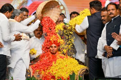 ಜಾತಿ ವ್ಯವಸ್ಥೆ ದೇವರ ಸೃಷ್ಟಿಯಲ್ಲ. ಸ್ವಾರ್ಥಿ ಮನುಷ್ಯರ ಸೃಷ್ಟಿ : ಸಿ.ಎಂ.ಸಿದ್ದರಾಮಯ್ಯ