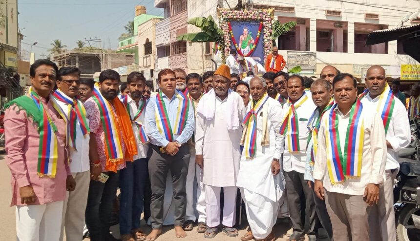  ಜಗತ್ತಿಗೆ ಆತ್ಮ ಜ್ಞಾನವನ್ನು ನೀಡಿದ ಆದ್ಯ ಸೂತ್ರಕಾರ ಶ್ರೀ ಜಗದ್ಗುರು ರೇಣುಕಾಚಾರ್ಯರು : ತಹಸಿಲ್ದಾರ್ ಹೆಚ್.ವಿಶ್ವನಾಥ್