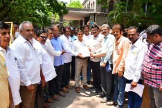ಕೈಮಗ್ಗ ಮತ್ತು ಜವಳಿ ಇಲಾಖೆಯ ಜಂಟಿ ನಿರ್ದೇಶಕರ ಕಚೇರಿ ಕಲ್ಬುರ್ಗಿಗೆ ಸ್ಥಳಾಂತರಕ್ಕೆ ವಿರೋಧ