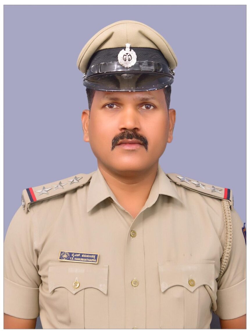 ಮುಖ್ಯಮಂತ್ರಿಗಳ ಚಿನ್ನದ ಪದಕಕ್ಕೆ ಸಿರುಗುಪ್ಪ ಪೊಲೀಸ್ ವೃತ್ತ ನಿರೀಕ್ಷಕ ವೈ.ಎಸ್.ಹನುಮಂತಪ್ಪಆಯ್ಕೆ