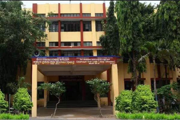 ಸೆ.29ರಂದು ಸರಳಾದೇವಿ ಕಾಲೇಜಿನಲ್ಲಿ ಶಿಕ್ಷಕರ ದಿನಾಚರಣೆ   ಹಳೆ ವಿದ್ಯಾರ್ಥಿಗಳಿಗೆ ಸನ್ಮಾನ : ವೆಂಕಟೇಶ್ ಹೆಗಡೆ